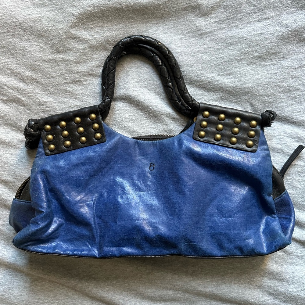 Matt & Nat purse - Picture 1 of 3